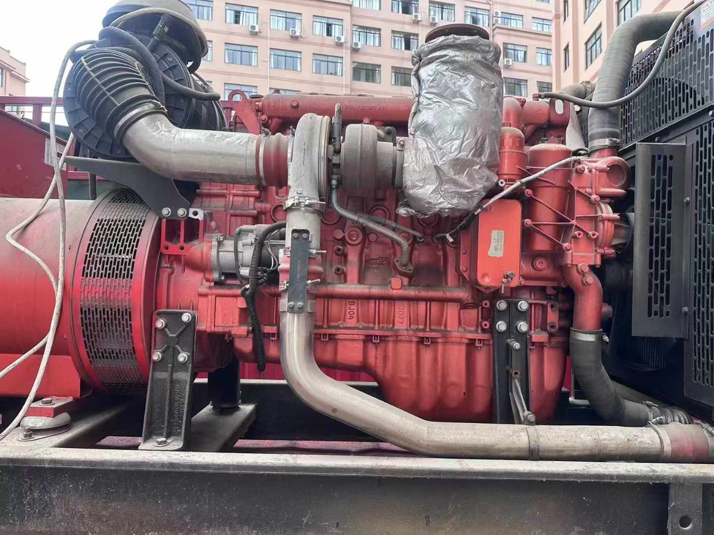 红桥如何选择适合 600kW 柴油发电机组的过载保护器？